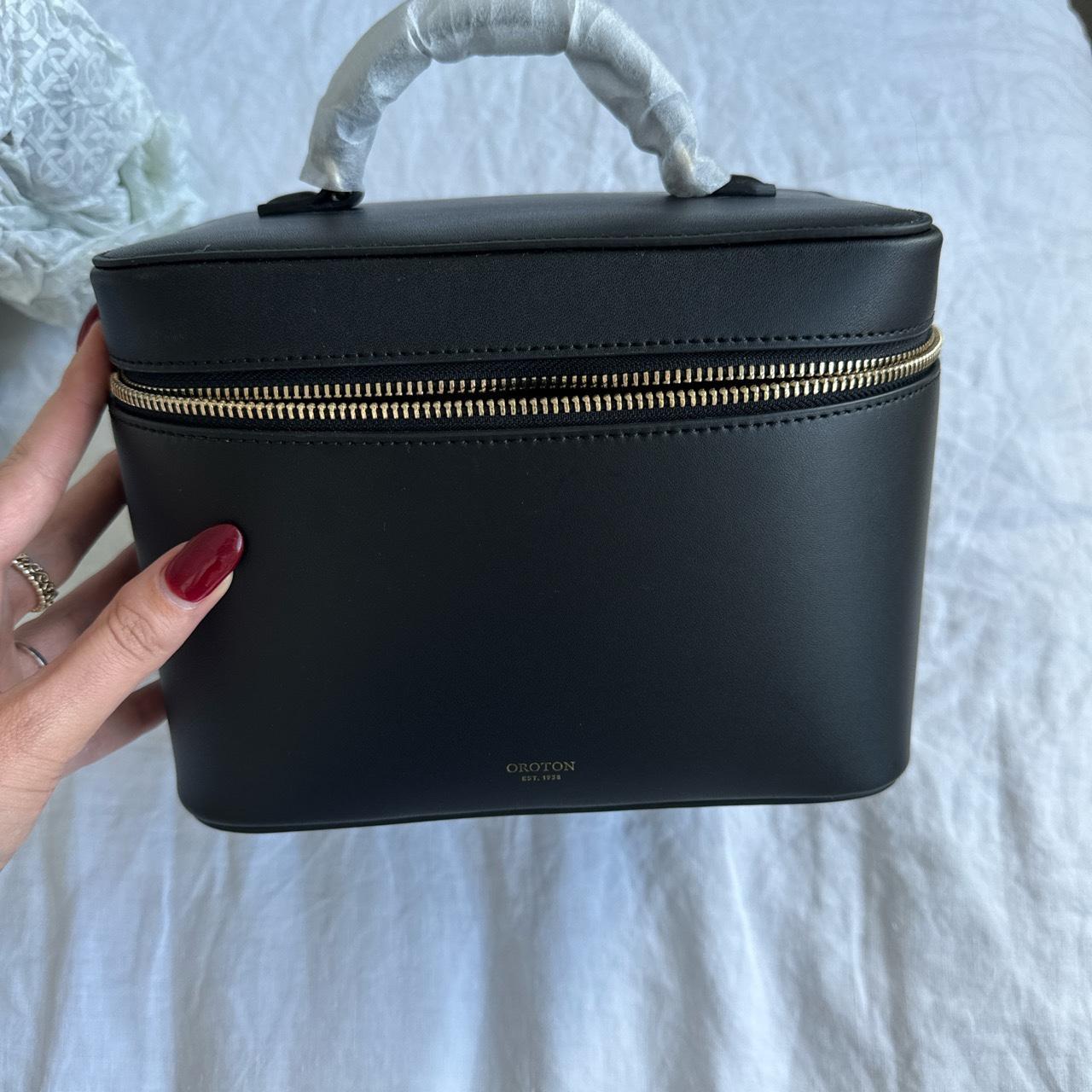 Harvey large beauty case from oroton makeup bag Depop