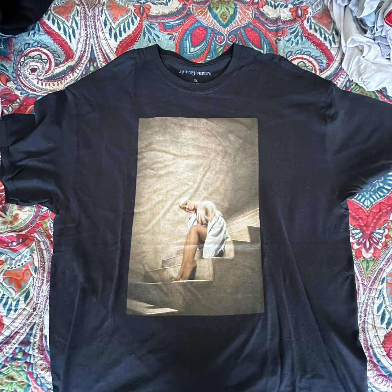 Ariana grande staircase online crewneck