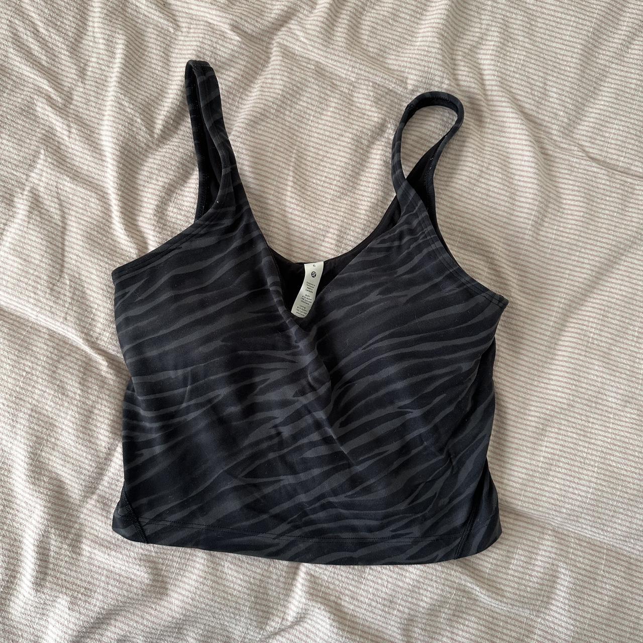 Sz 8 water drop align tank! Worn once and took out - Depop