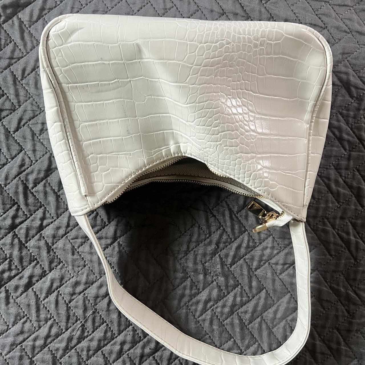 White 2024 Handbag - Faux Crocodile Print