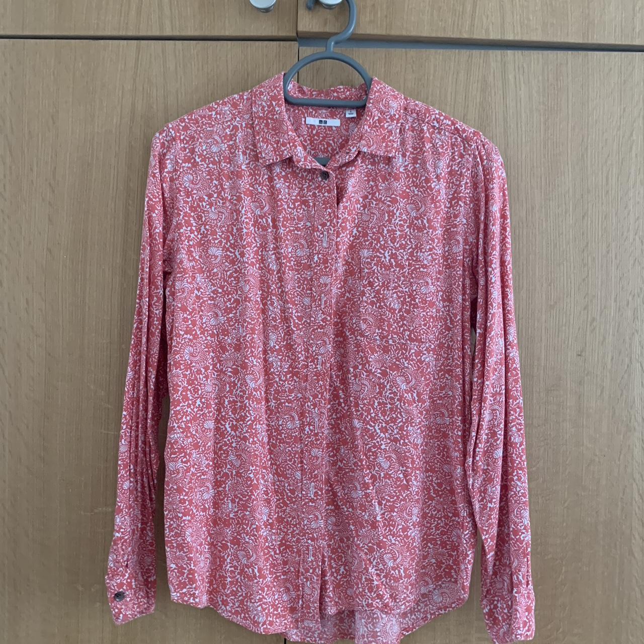 Uniqlo shirt with pinky/orange chicken and rooster... - Depop