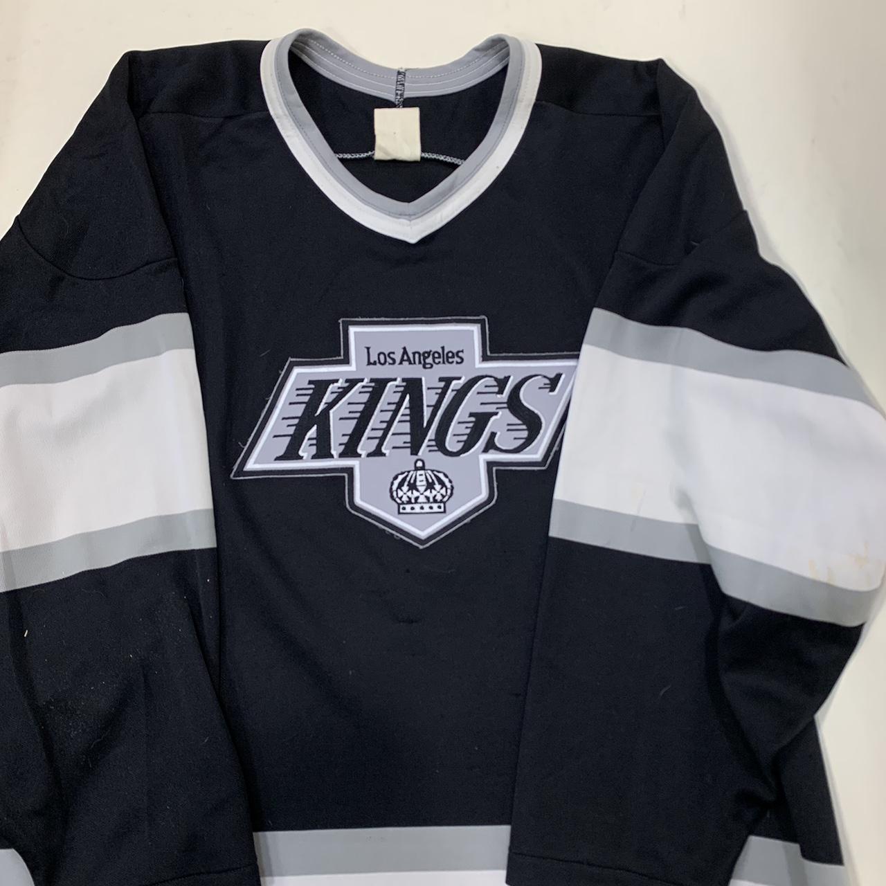 Los Angeles Kings Hockey jersey. Only worn a few - Depop