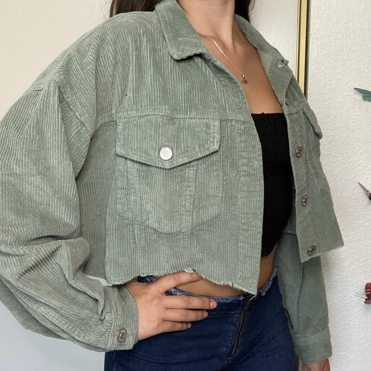 Sage green corduroy crop jacket 🪴 free shipping!