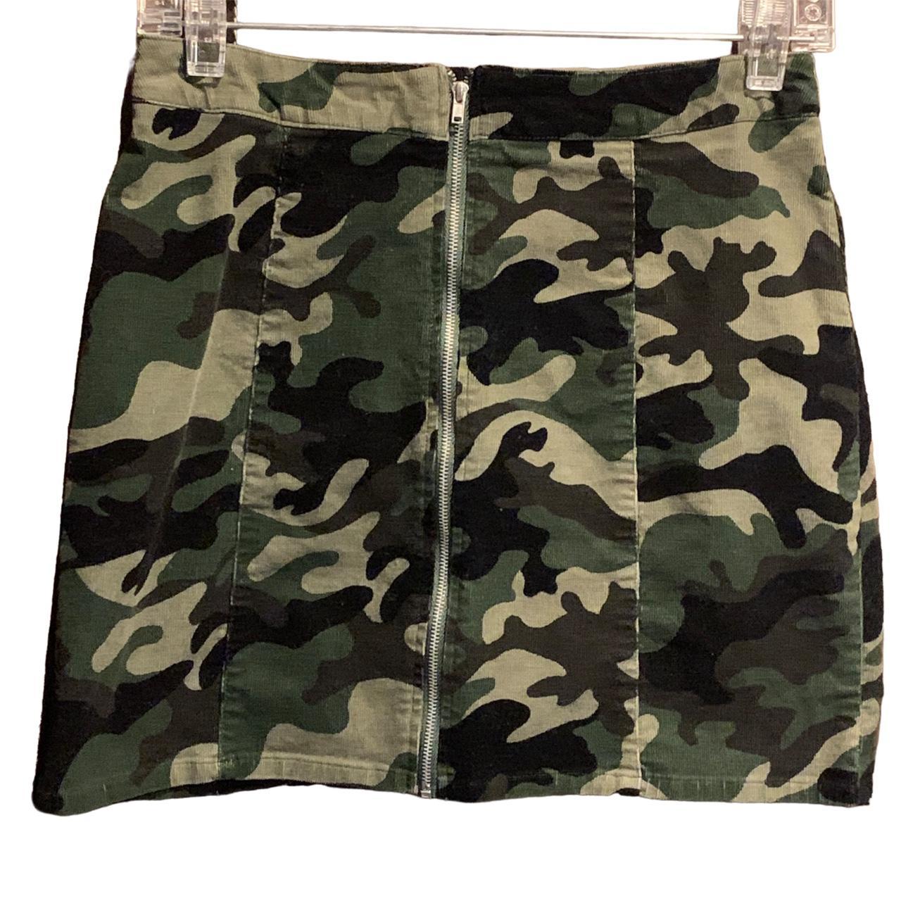 Camouflage on sale skirt zip