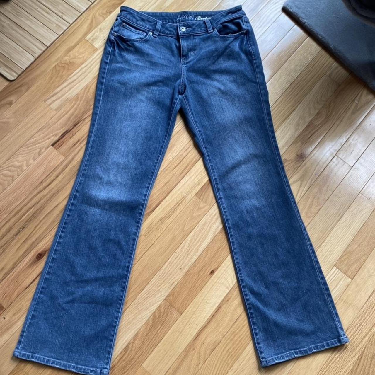 Apt. 9 Women's Blue and Navy Jeans | Depop