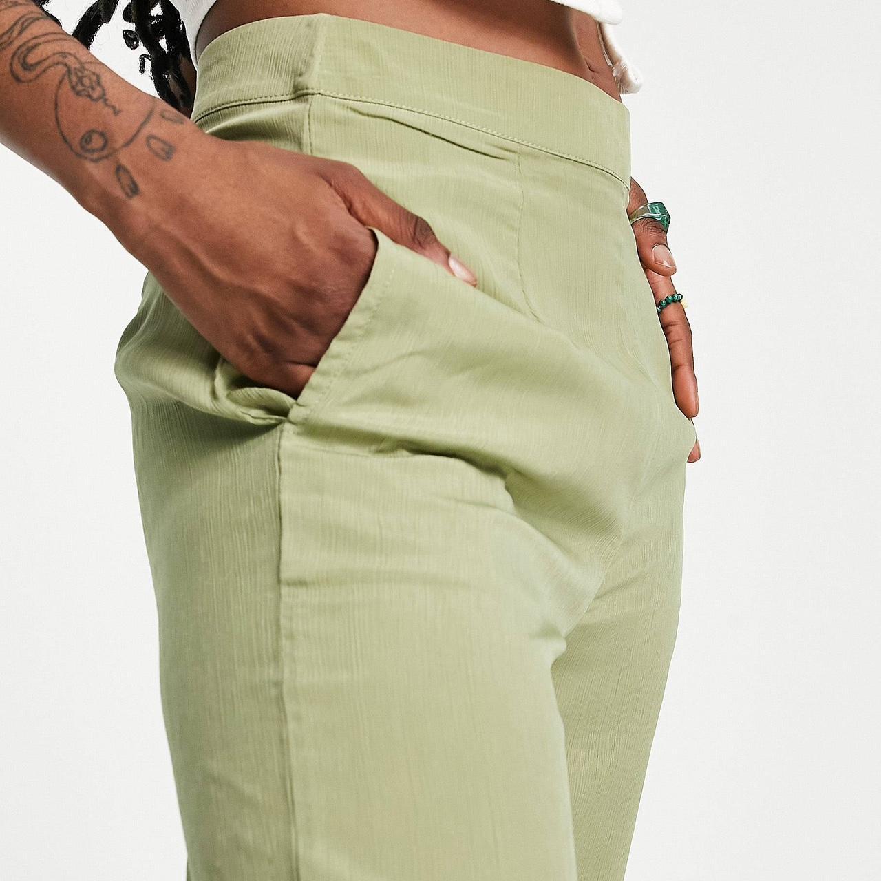 Heartbreak Women's Green Trousers (3)