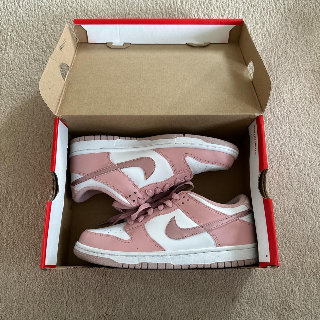 sb dunks pink velvet
