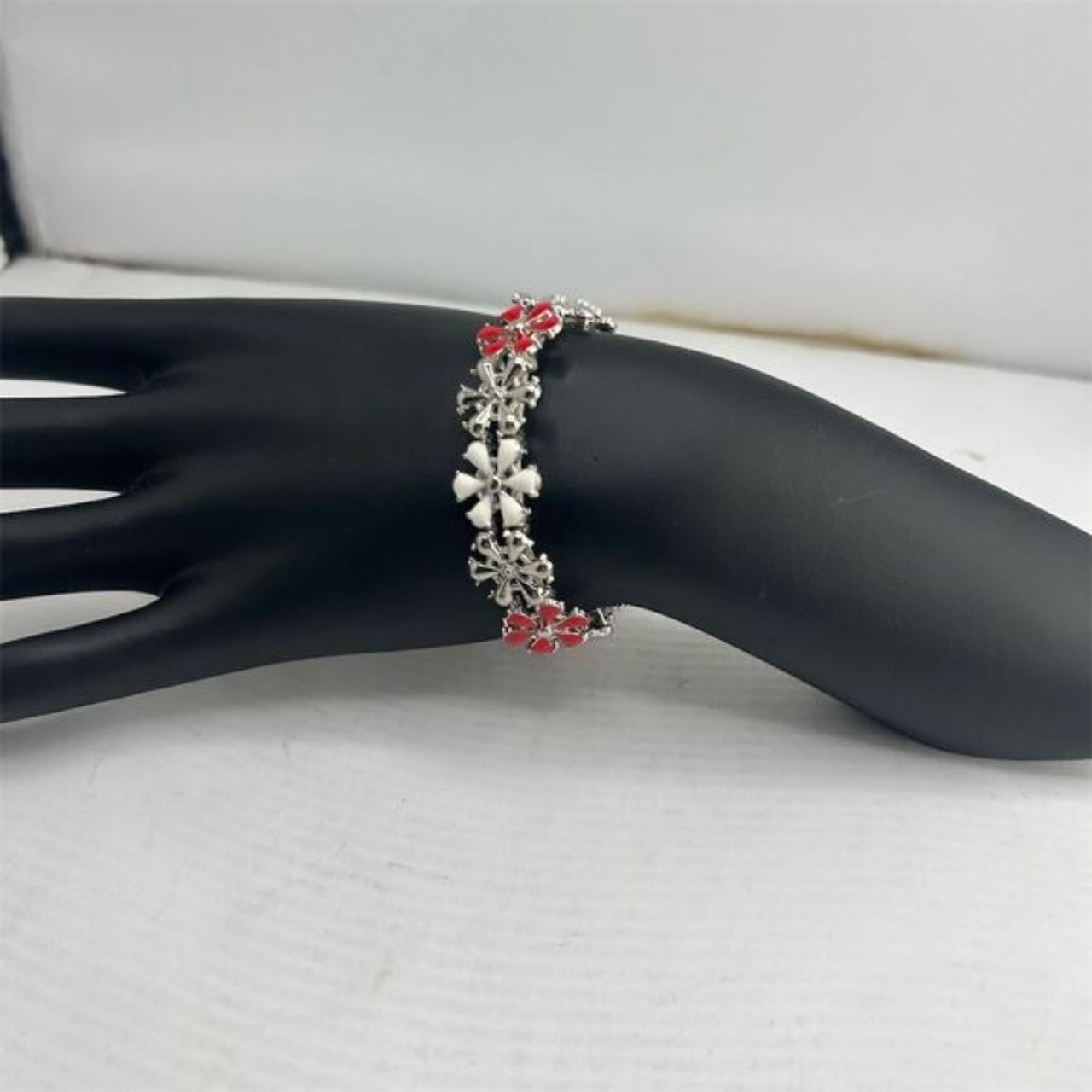 item listed by greenmillie28