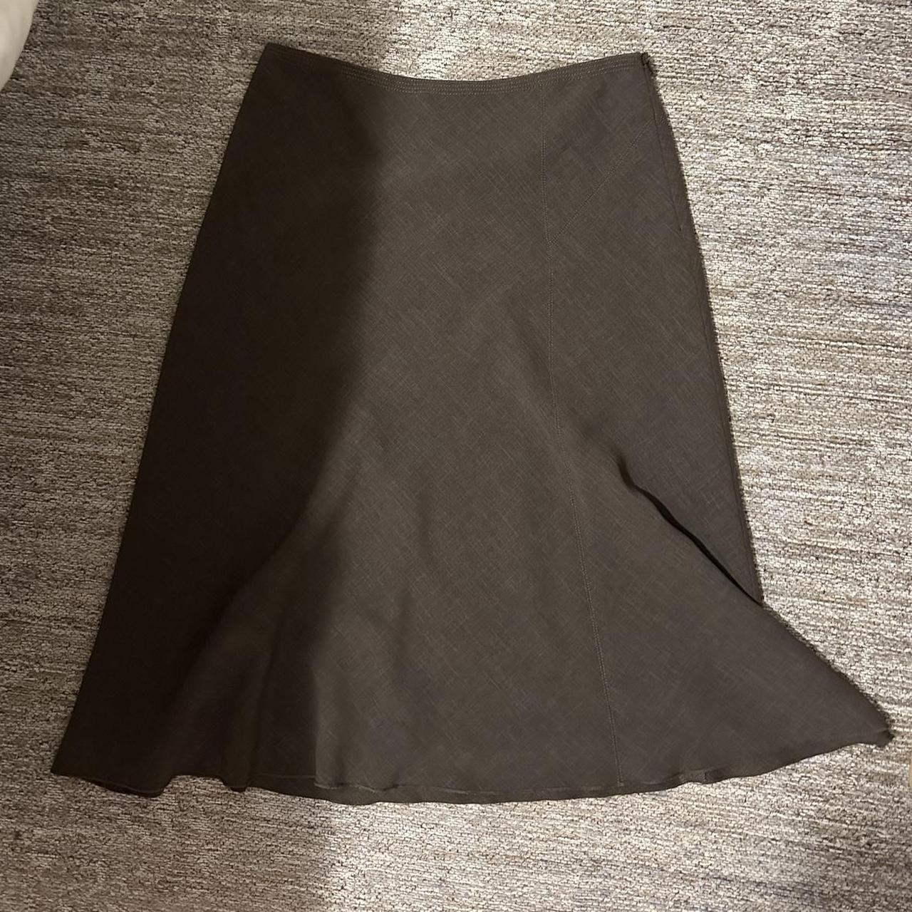 the cutest midi skirt - Depop