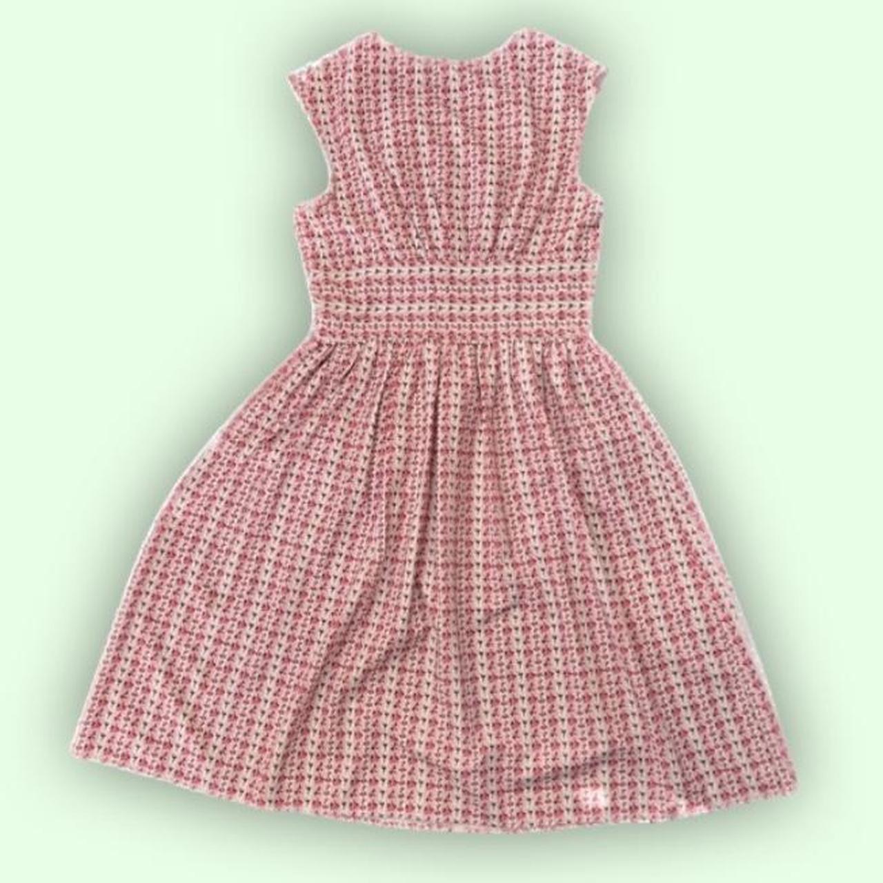 Cute pink dress -floral pattern- size small says the... - Depop