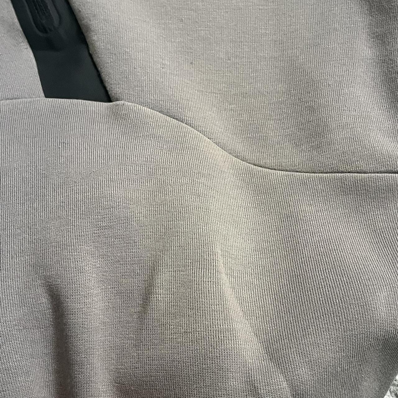 nike tech fleece gunsmoke grey