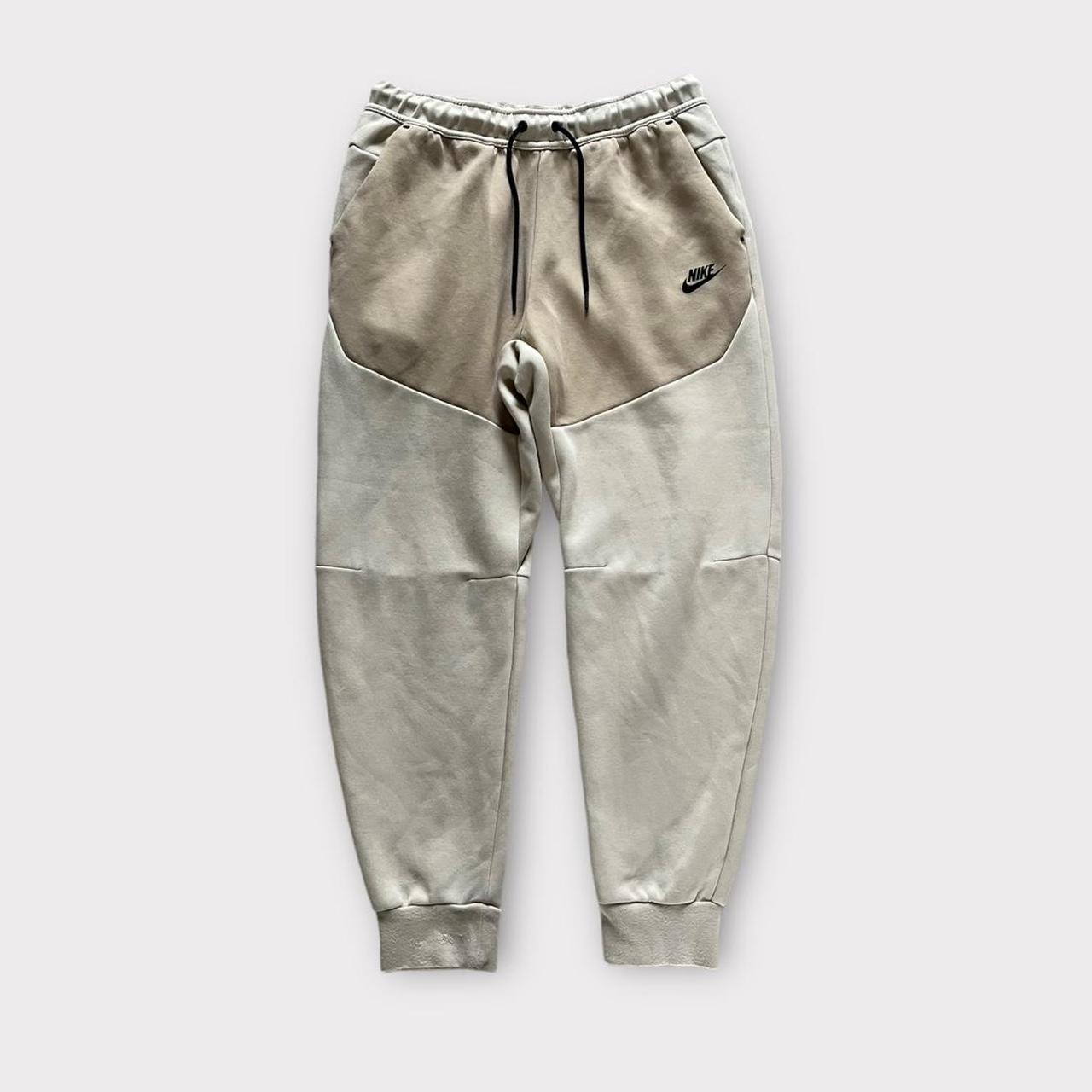 Nike Men's Tan and Cream Joggerstracksuits Depop