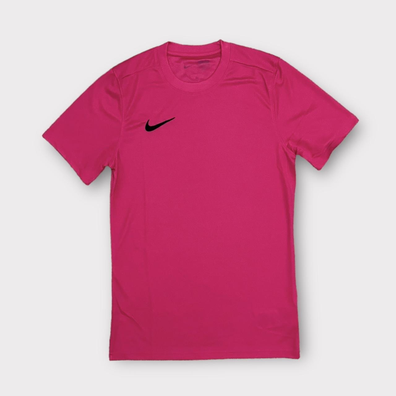 Nike Men's Pink T-shirt | Depop