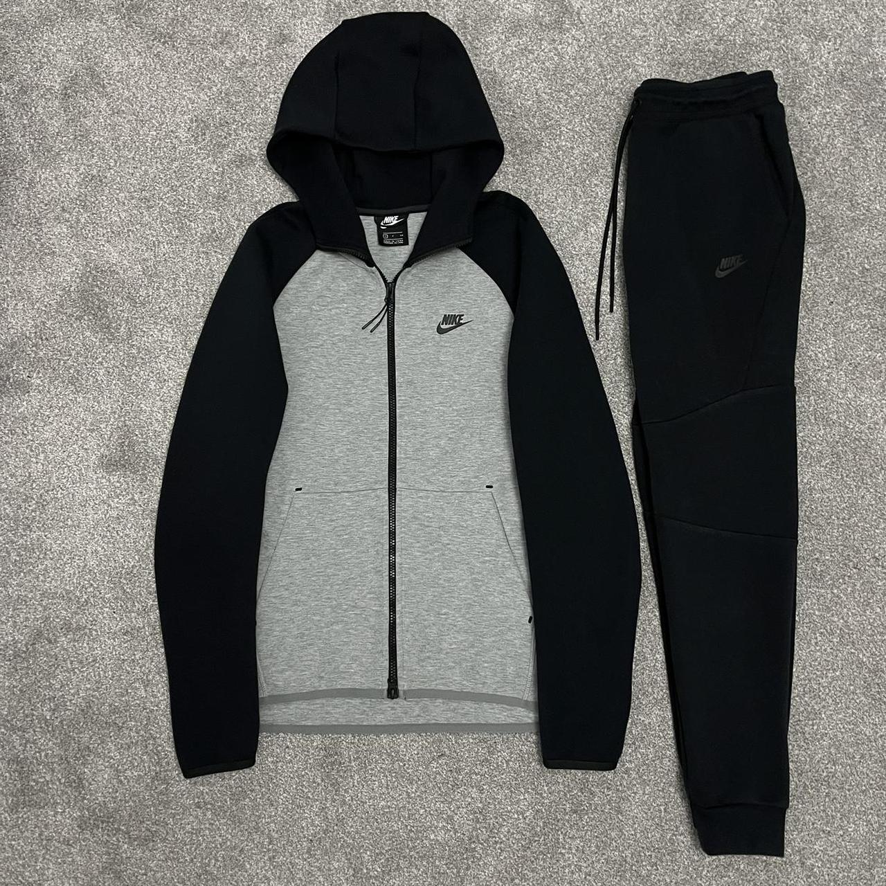 dark grey nike tracksuit