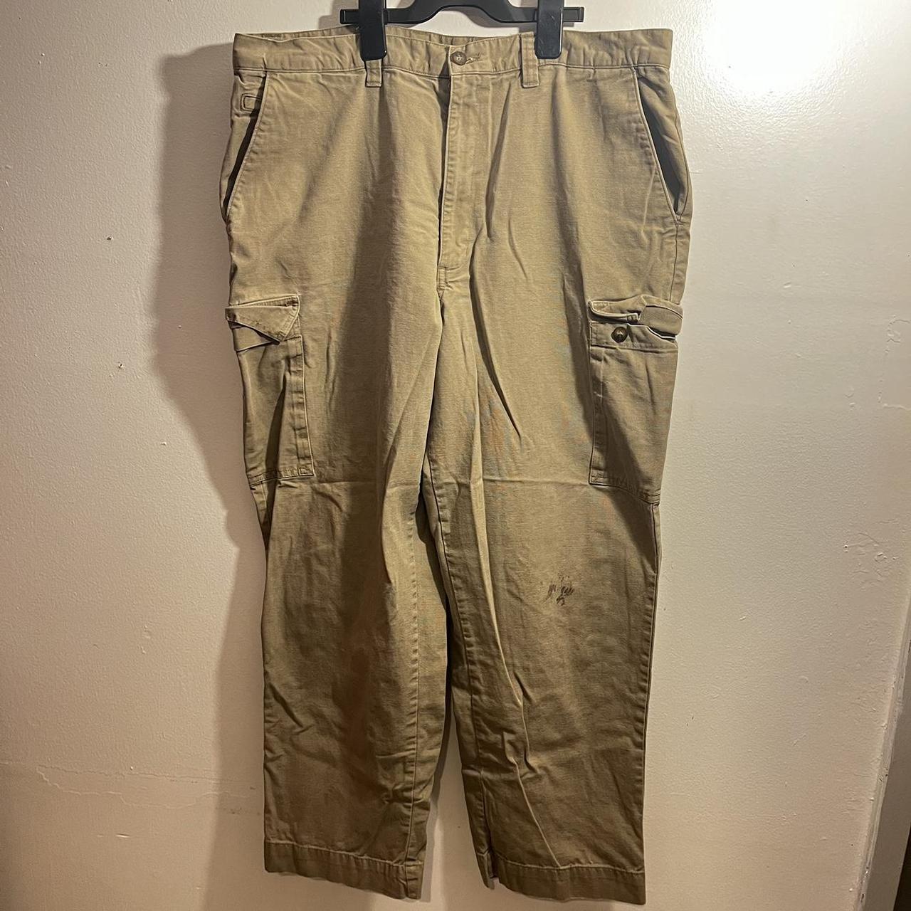 Liz claiborne cargo on sale pants