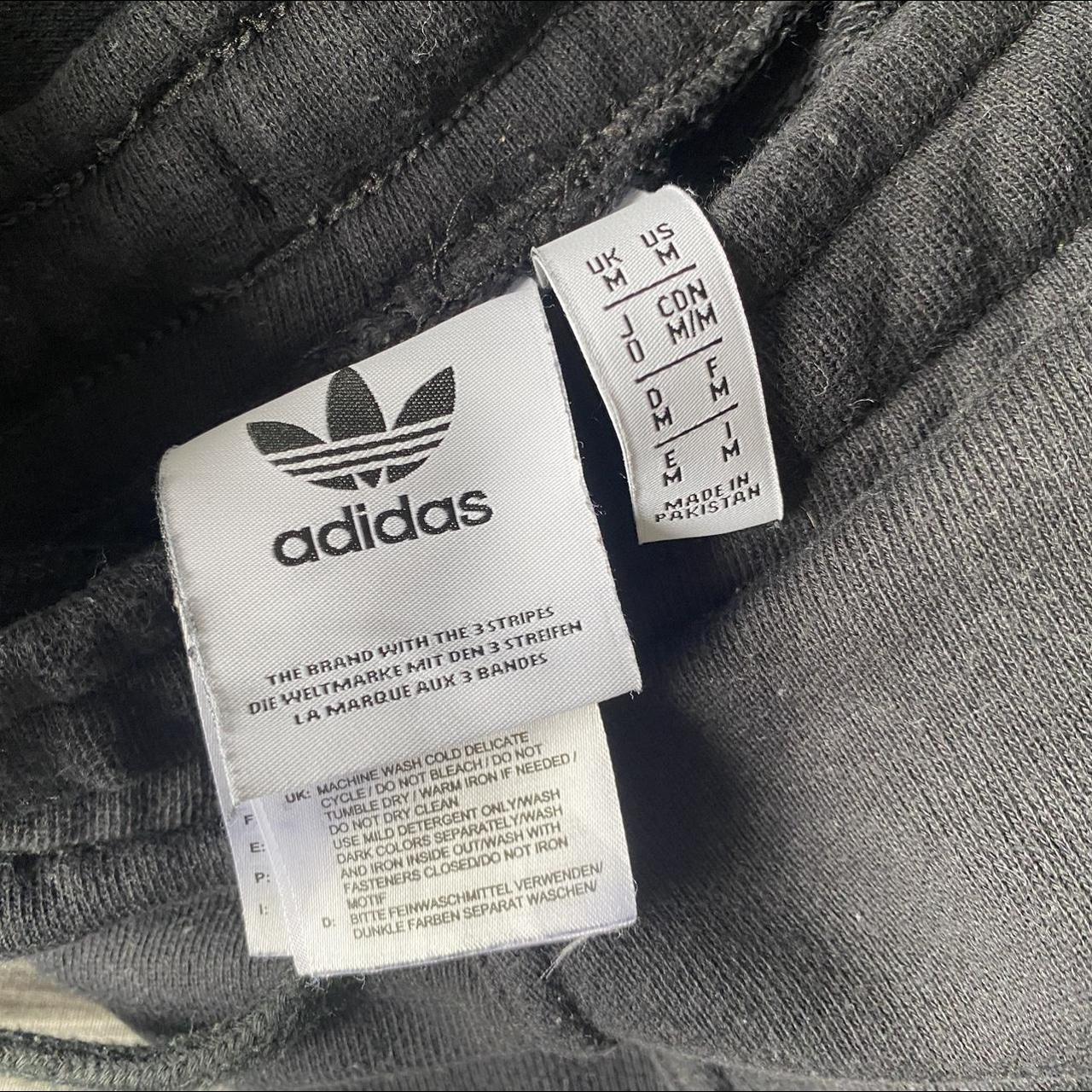 Adidas Originals Men's Black Shorts | Depop