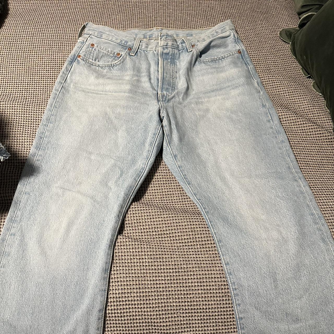item listed by brittanyyyelizabethhh