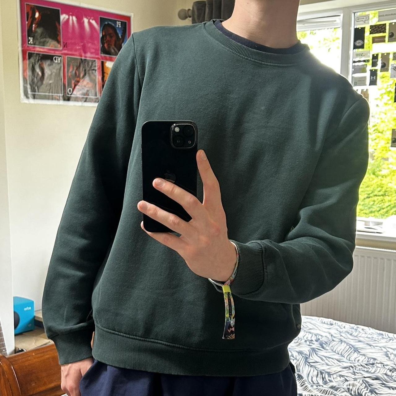 Very nice fitting Threadbare sweatshirt forest. Depop