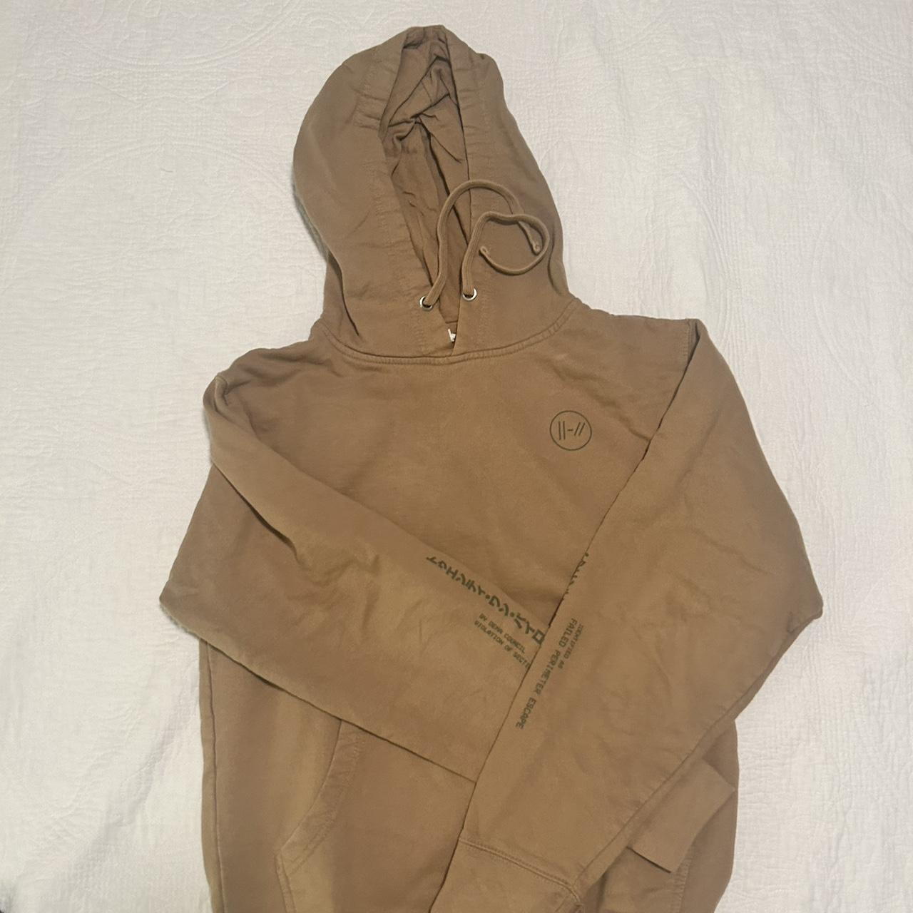 TWENTY ONE PILOTS HOODIE ‼️‼️ This is tan/beige twenty... Depop