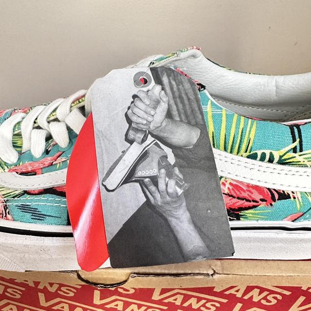 Van doren deals flamingo vans