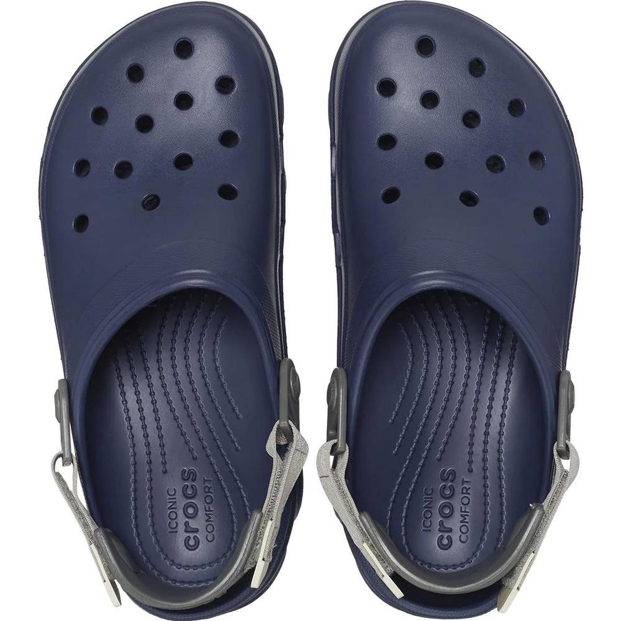 navy crocs womens