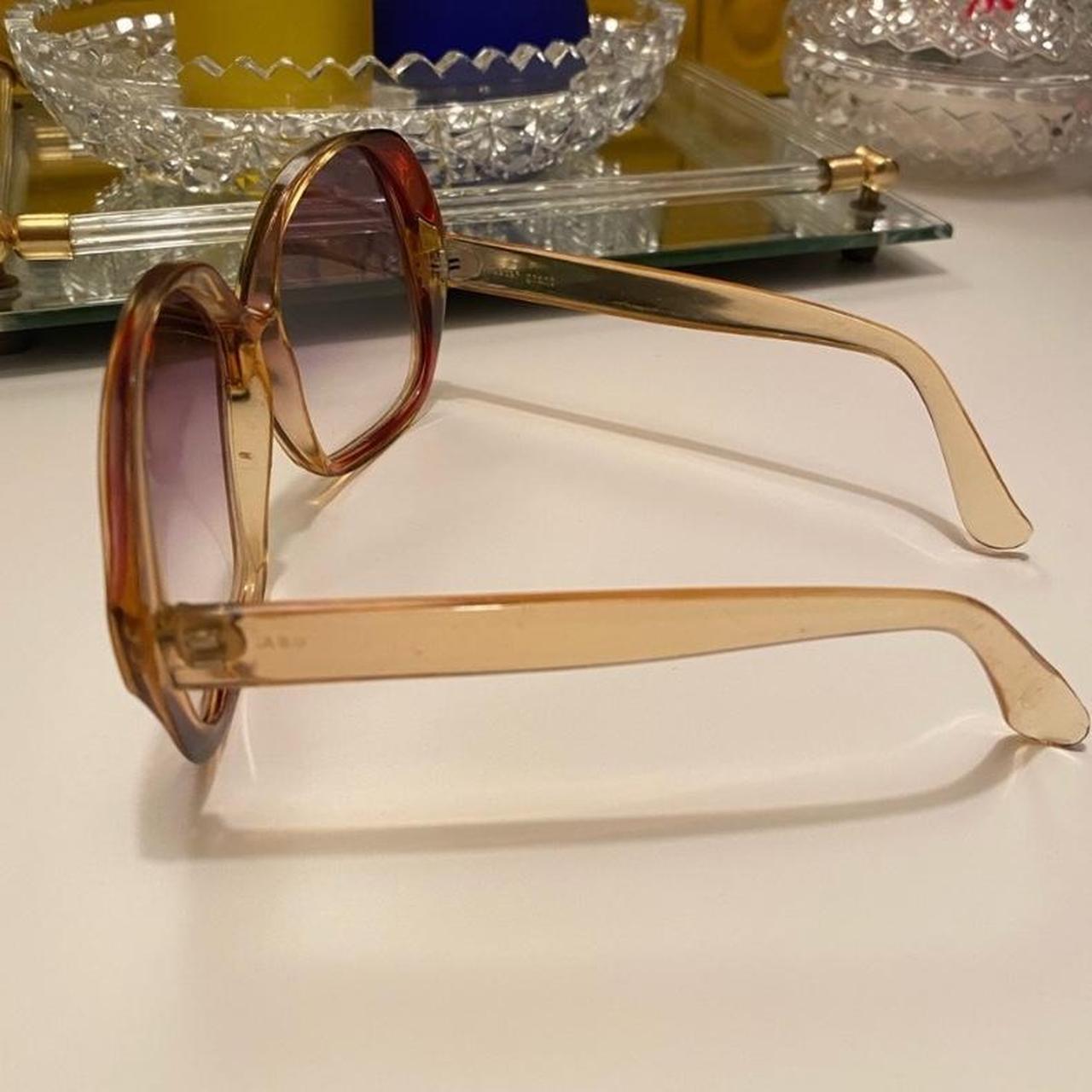 Unique Vintage 1970’s Foster Grant Sunglasses.... - Depop