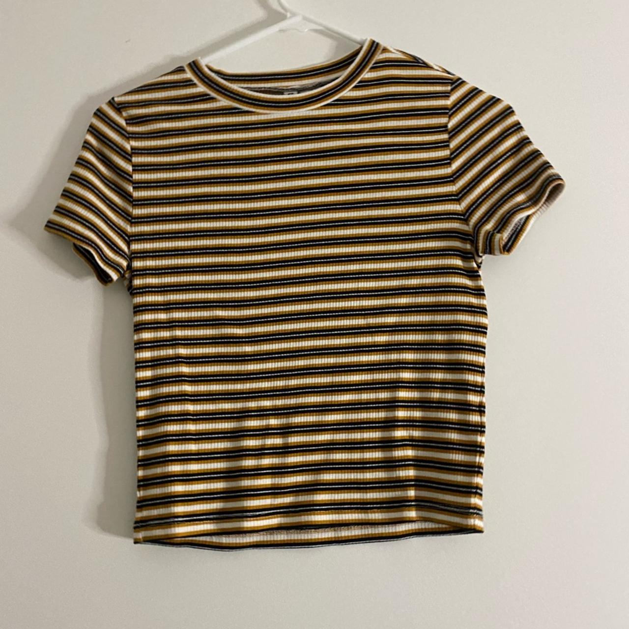 H&M Women's Tshirt Depop