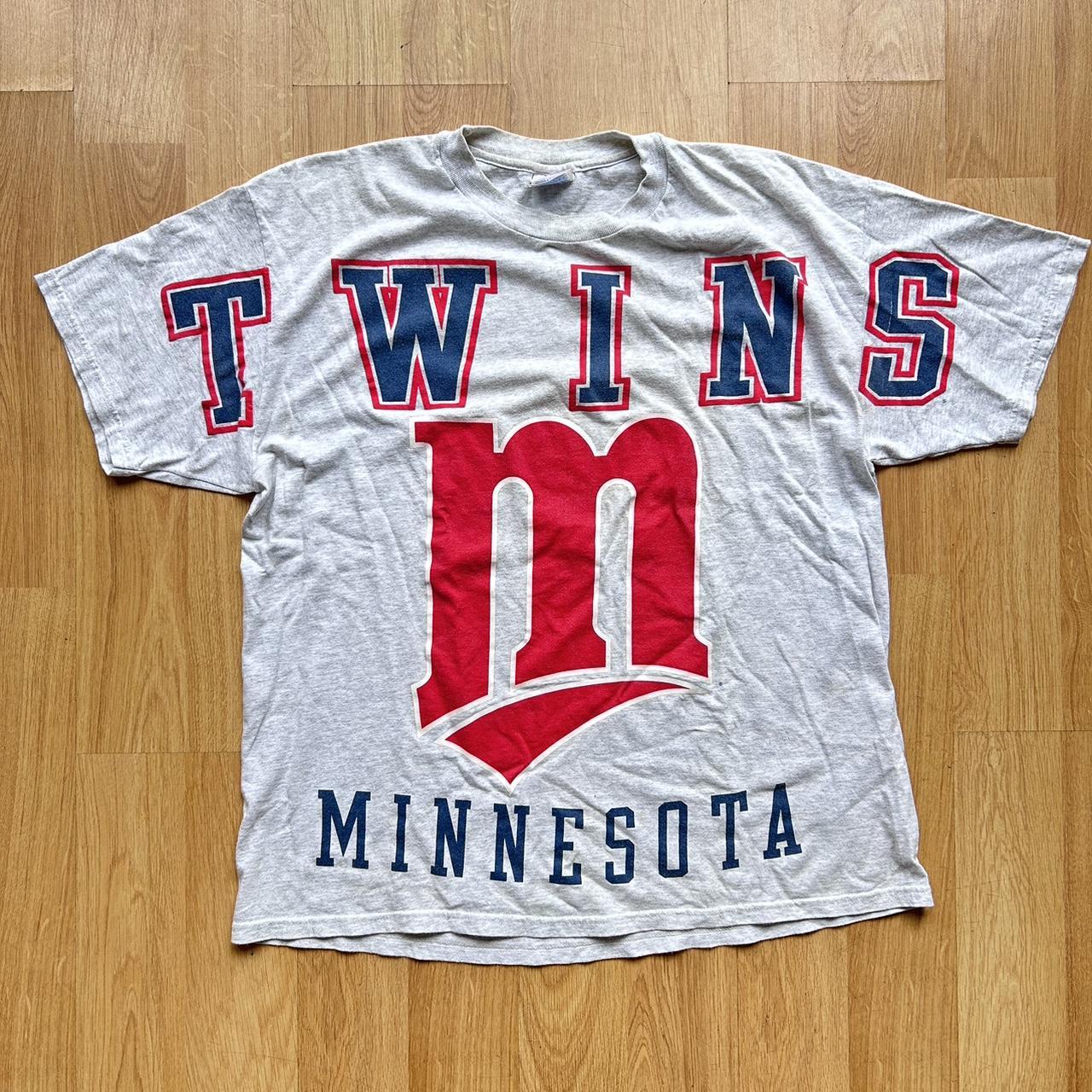 Vintage Minnesota Twins tee Size - XL Condition - - Depop