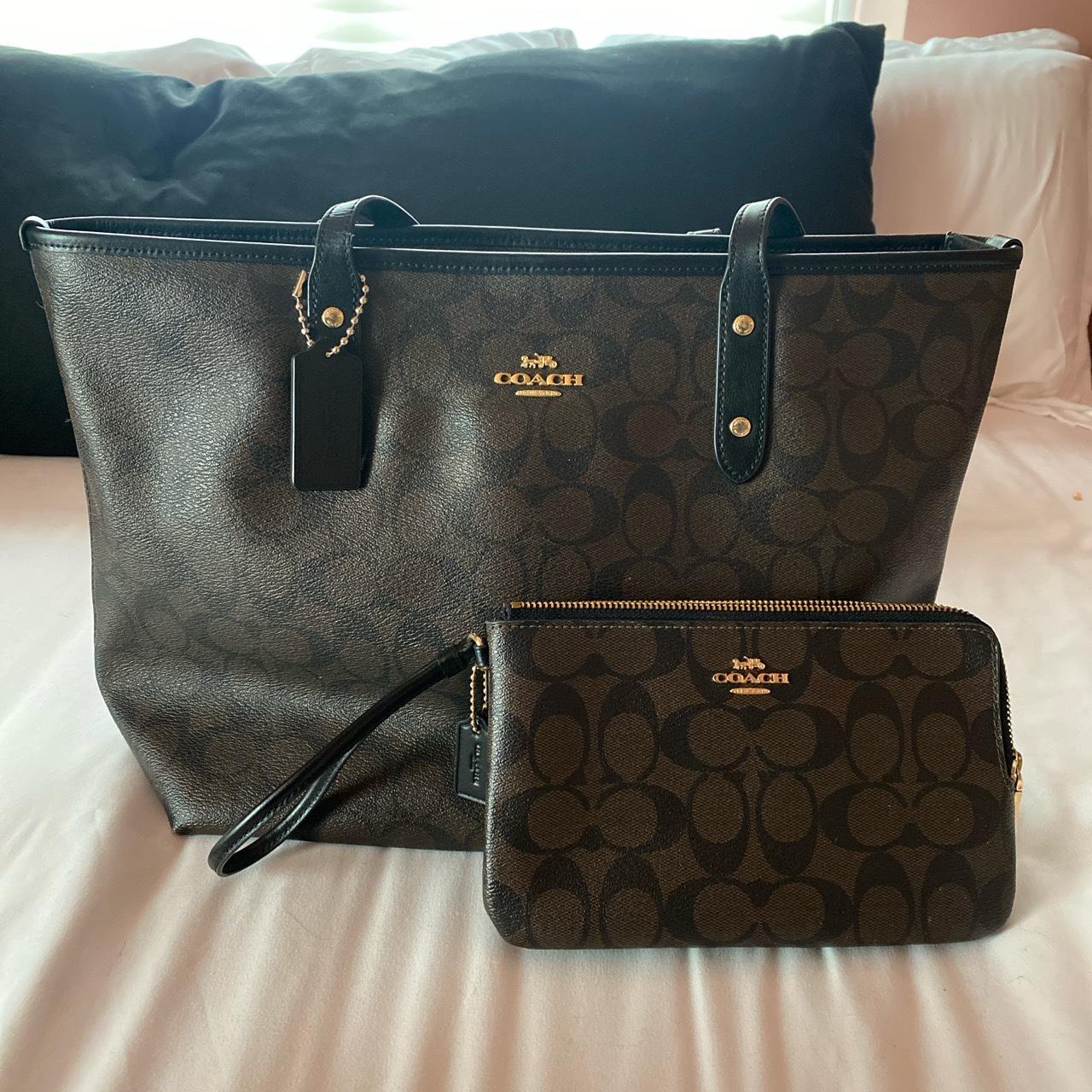 Coach Handbag With Matching Wallet 