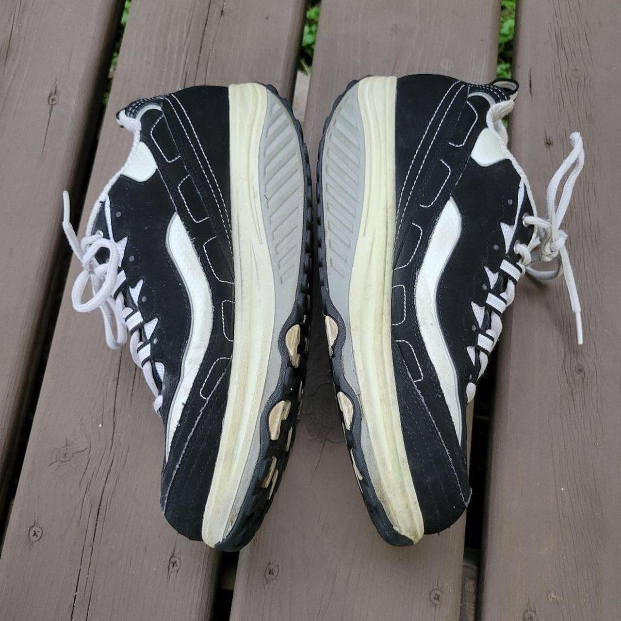 Skechers shape ups knee cheapest problems