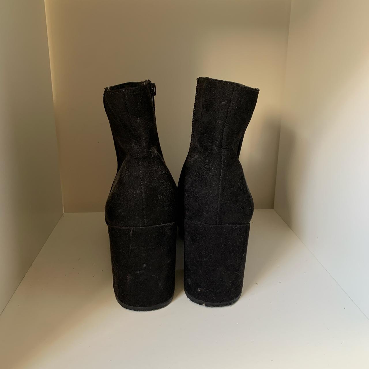 plain black heeled boots! i bought the wrong sie and... - Depop