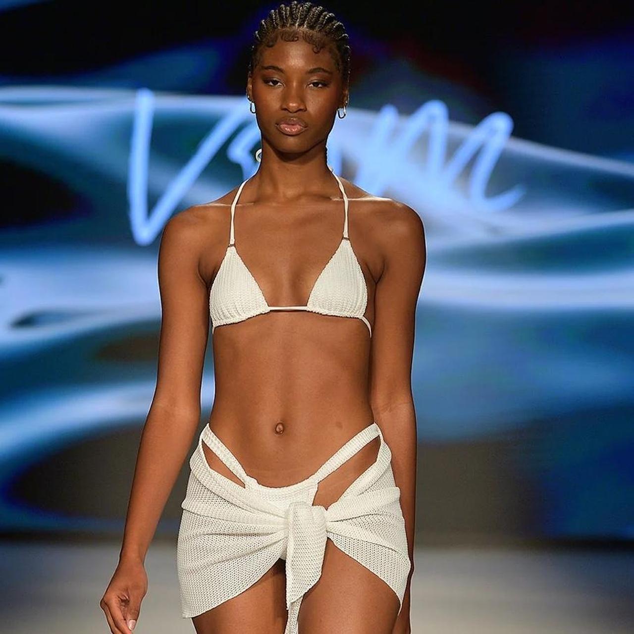 NEW never worn VDM THE