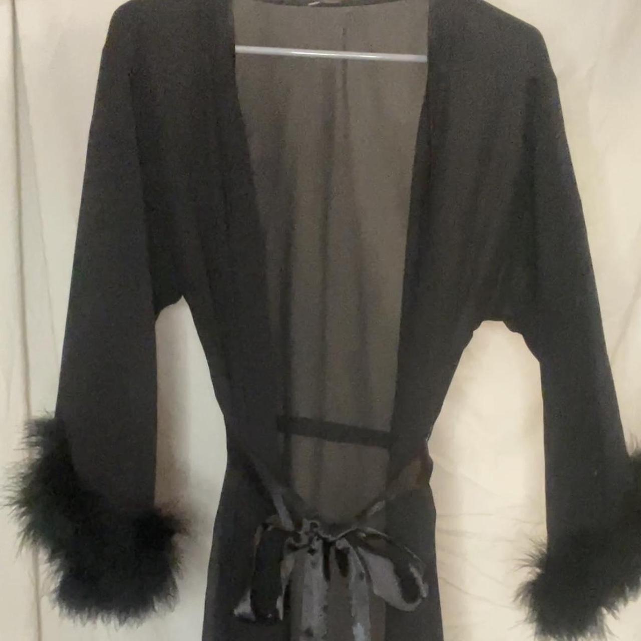 Fashion nova feather robe best sale