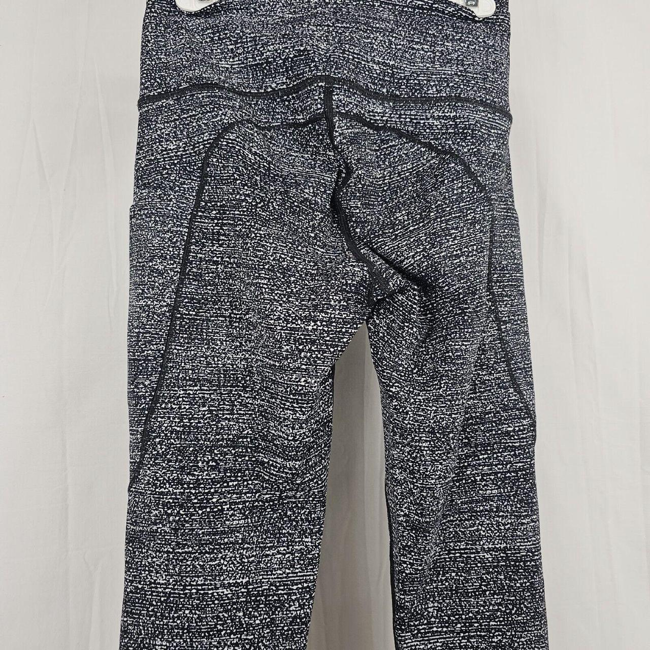 Lululemon Fast Free Crop II (Nulux 19) Soundwave