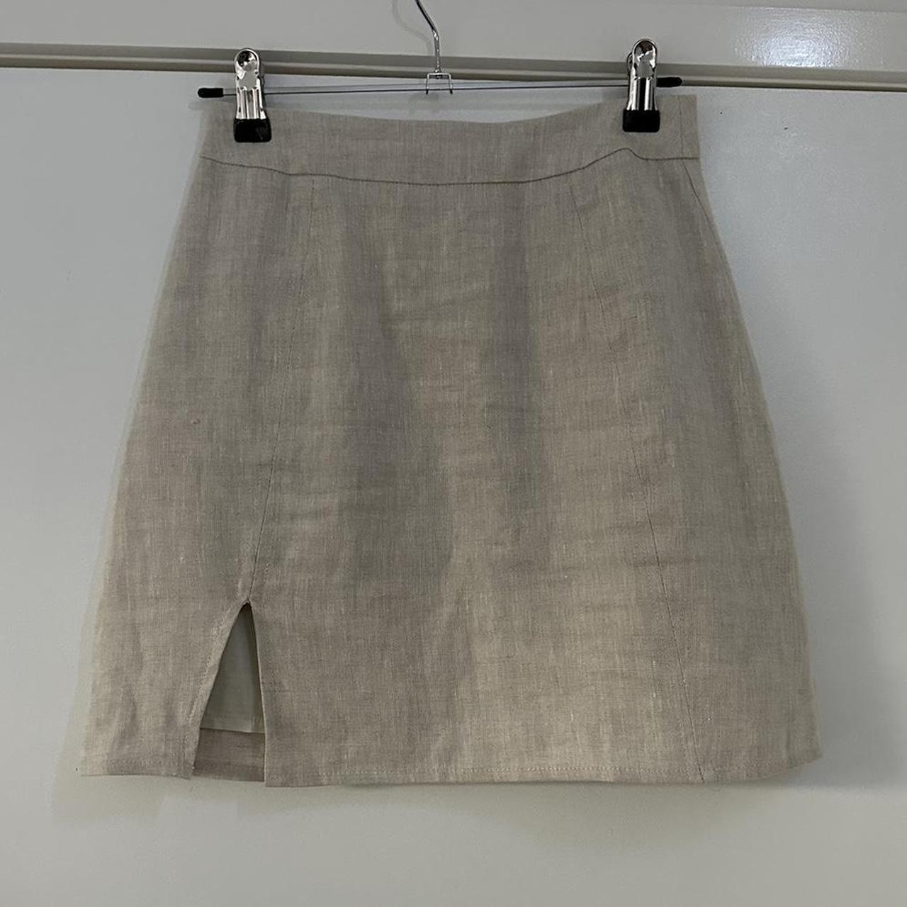 Perfect stranger linen skirt Size 6 - Depop