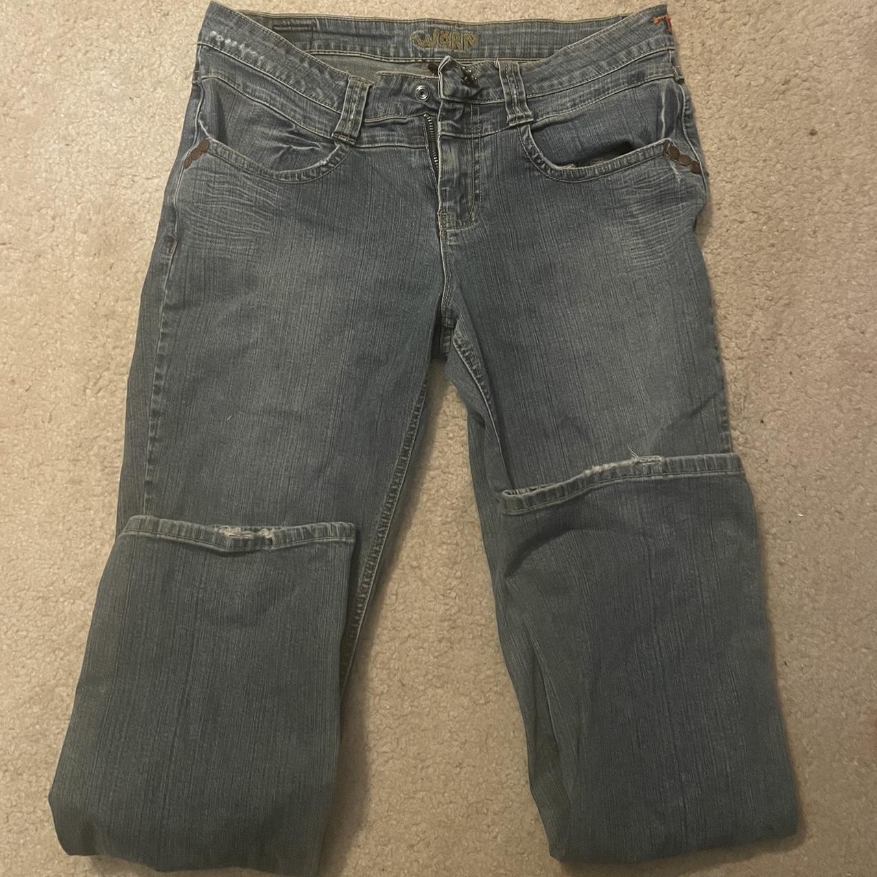 worn mid rise straight/slightly baggy jeans :p loose... - Depop