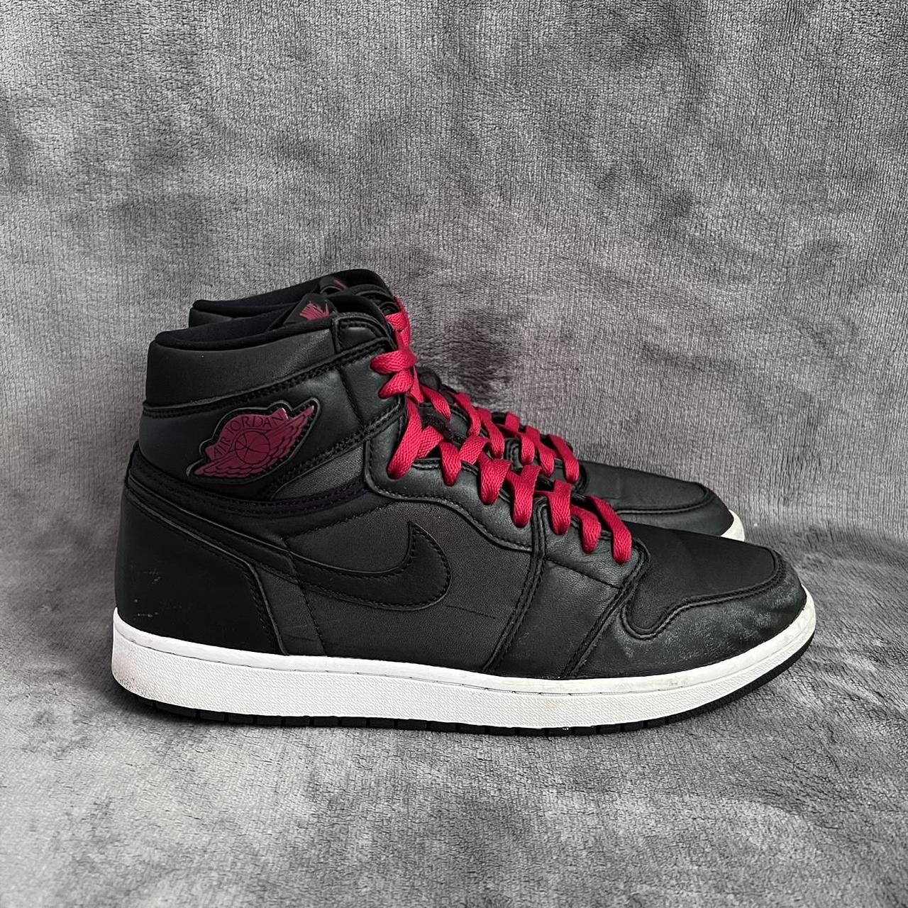 air jordan 1 black satin gym red