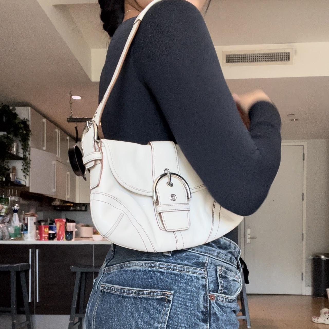item listed by tamaraozeki12