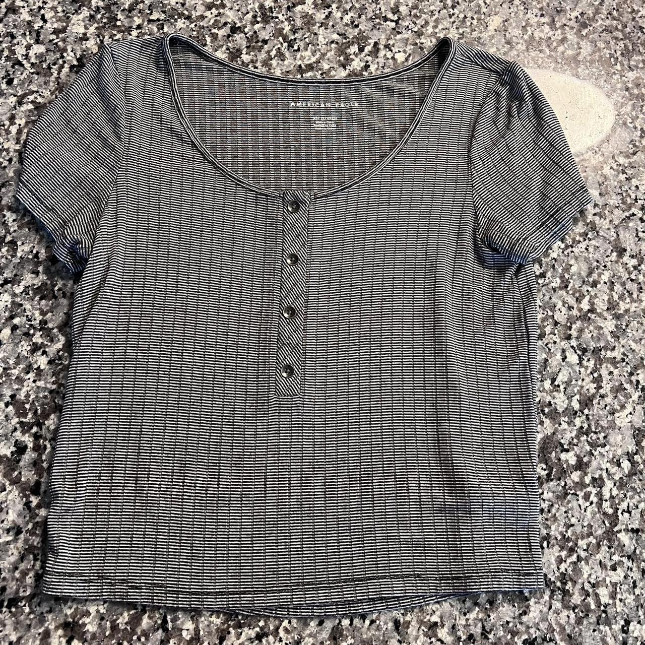 American Eagle button top Super cute and stretchy... - Depop