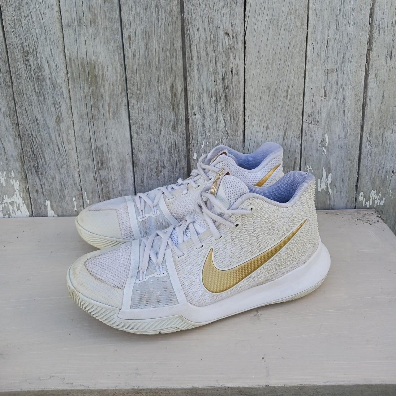 Kyrie fashion white and gold