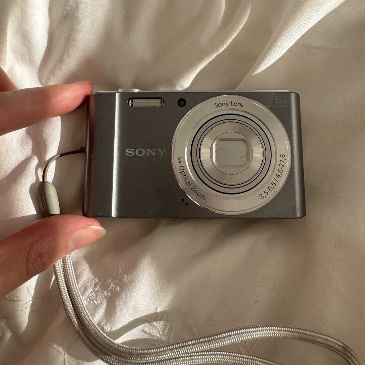 SONY Cyber-shot DSC-W810 デジタルカメラ 写り込み △ SONY Cyber-shot DSC-W810（Sony Cyber-Shot W810 Compact