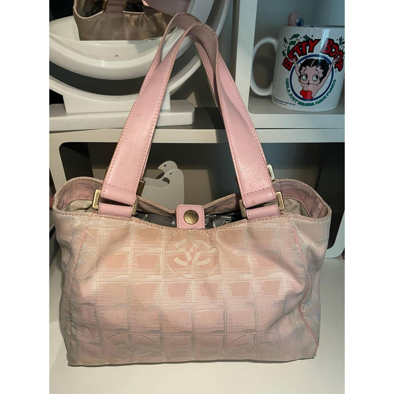 Chanel Vintage XL Supermodel Tote Bag This is in - Depop