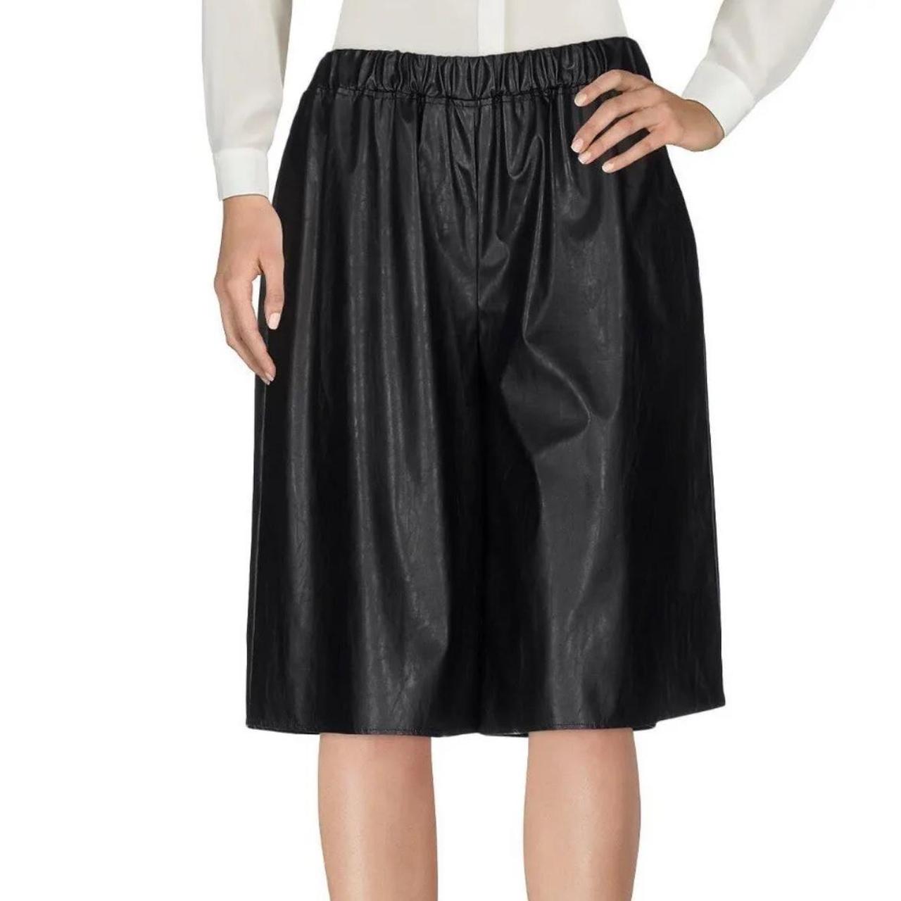 MM6 maison margiela fake leather shorts