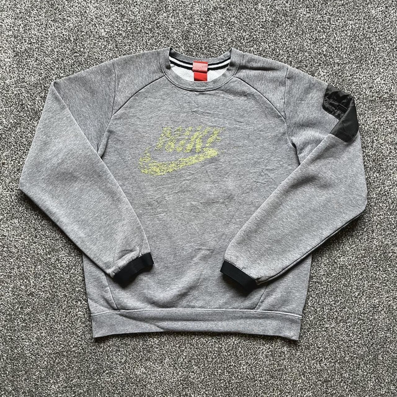mens grey nike sweatshirt