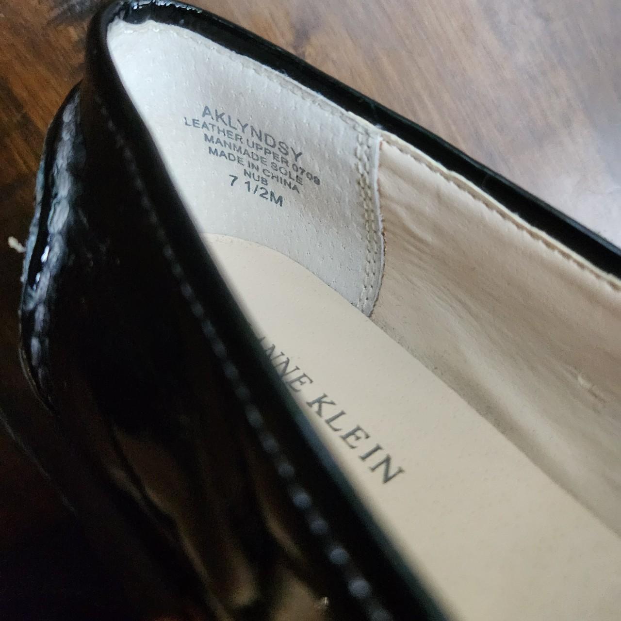 Anne klein deals patent loafers