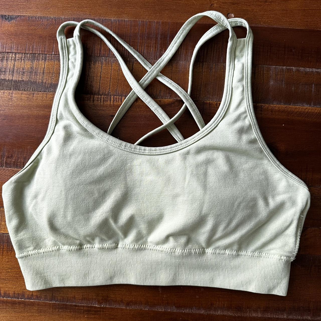 Alphalete Women's Bra | Depop