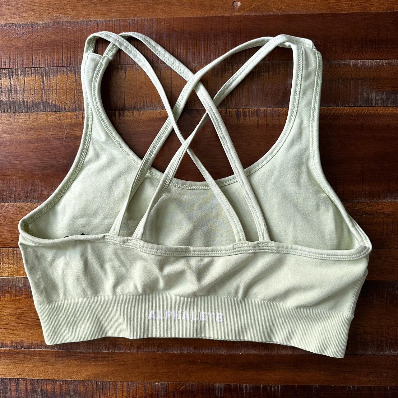 Alphalete Women's Bra | Depop