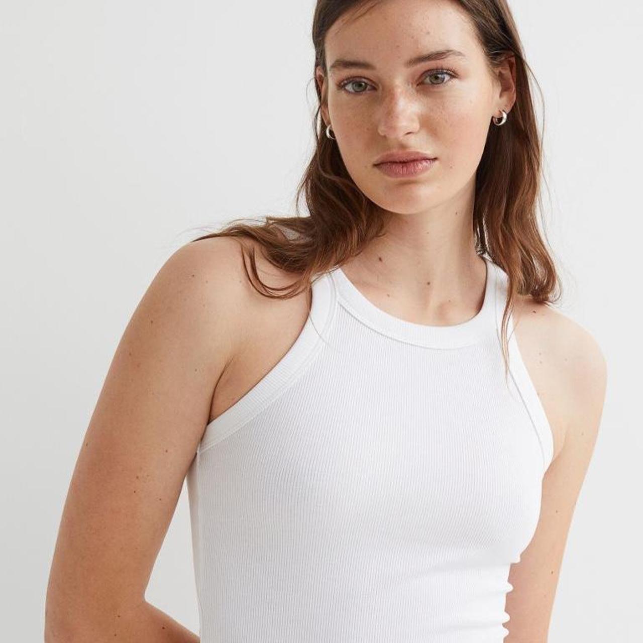 Simple white tank from H&M. Perfect for summer.... Depop