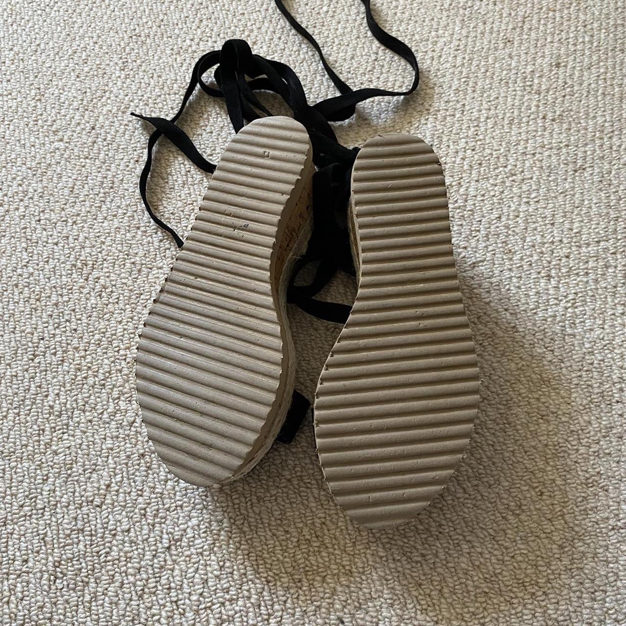 flatform tie sandals