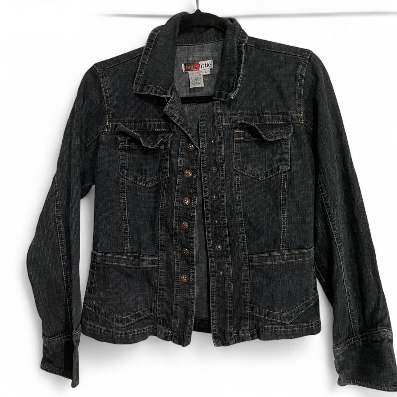 item listed by lovedbylee